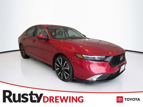 Used 2023 Honda Accord Touring image 1