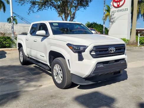 Used 2024 Toyota Tacoma SR5 image 1