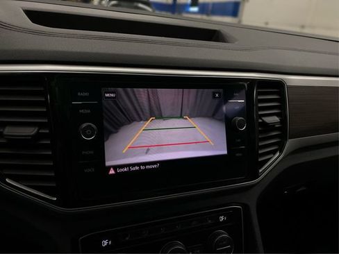 Used 2019 Volkswagen Atlas SEL AWD/4WD image 32