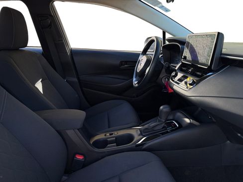 Used 2023 Toyota Corolla LE image 14