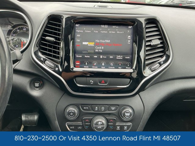 Used 2019 Jeep Cherokee Limited AWD/4WD image 24