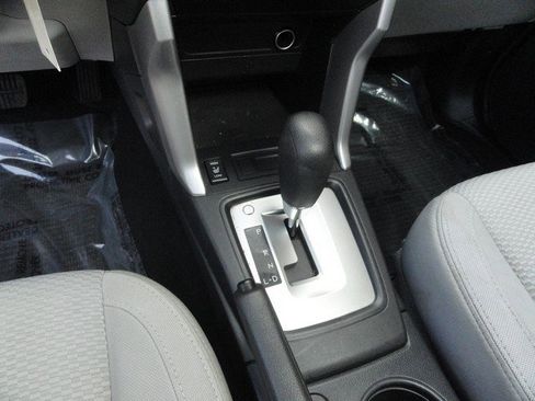 Used 2015 Subaru Forester 2.5i Premium w/ All-Weather Package image 14