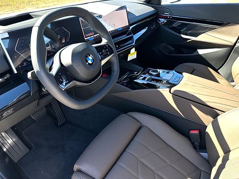 New 2026 BMW 530i w/ Premium Package RWD image 9