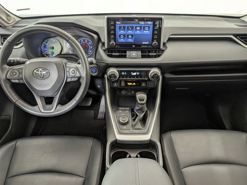 Used 2021 Toyota RAV4 XLE Premium image 19