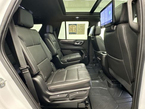Certified 2021 Chevrolet Tahoe RST w/ Luxury Package AWD/4WD image 31