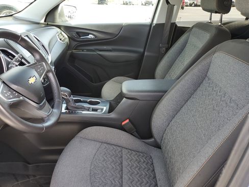 Used 2022 Chevrolet Equinox LT FWD image 16