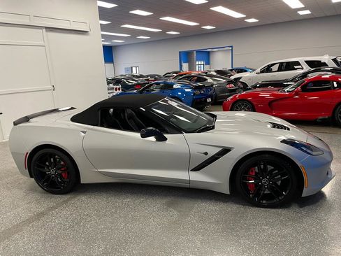 Used 2015 Chevrolet Corvette Stingray Convertible w/ 3LT Preferred Equipment Group RWD image 7