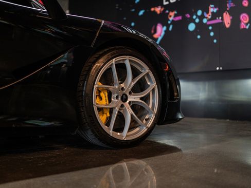 Used 2018 McLaren 720S Low Miles! Vorsteiner Rear Win image 16