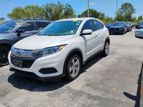 Used 2022 Honda HR-V LX image 6