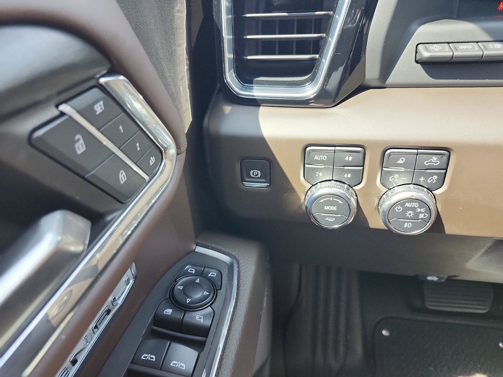 Certified 2024 GMC Sierra 1500 Denali w/ Denali Reserve Package AWD/4WD image 25