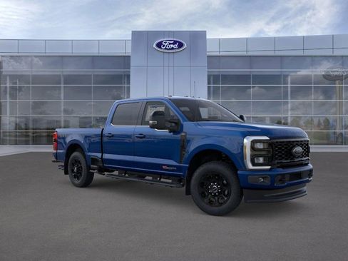 New 2026 Ford F350 Lariat w/ Black Appearance Package image 7
