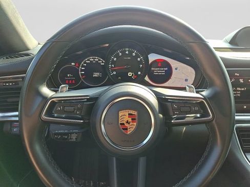 Used 2023 Porsche Panamera RWD image 23