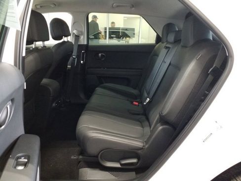 Certified 2025 Hyundai Ioniq 5 SEL image 15
