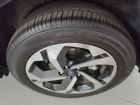 Used 2023 Subaru Forester Touring image 10