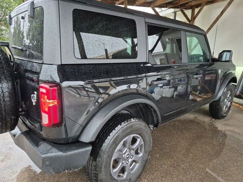 Used 2025 Ford Bronco Big Bend AWD/4WD image 3