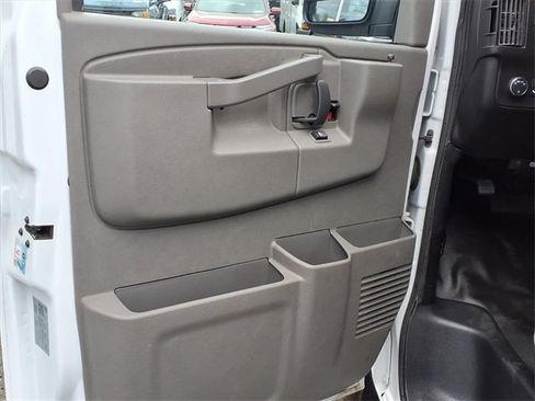 Certified 2023 Chevrolet Express 2500 w/ Driver Convenience Package image 10