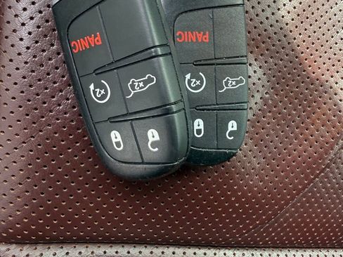 Used 2025 Dodge Durango GT AWD/4WD image 56