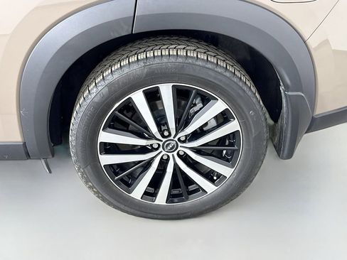 Used 2023 Nissan Pathfinder Platinum image 47