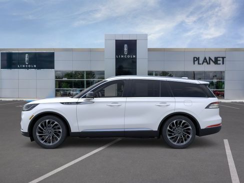 New 2026 Lincoln Aviator Reserve AWD/4WD image 3