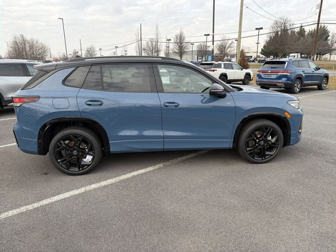 New 2026 Volkswagen Tiguan SE R-Line image 4