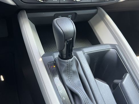 Used 2023 Honda Accord LX image 29