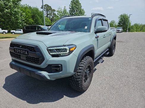 Used 2021 Toyota Tacoma TRD Pro AWD/4WD image 3