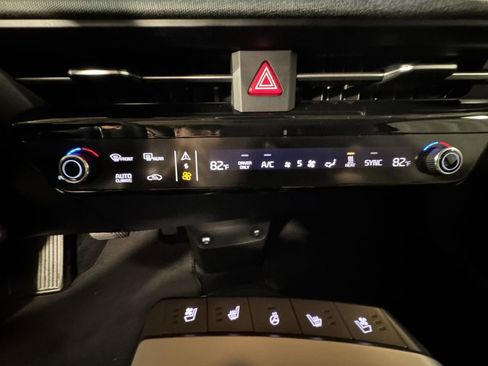 Used 2024 Kia EV6 Wind w/ Wind Technology Package image 26