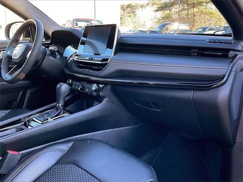 Used 2022 Jeep Compass Altitude image 17