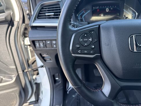 Certified 2024 Honda Odyssey Sport image 19