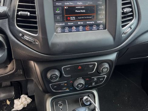 Used 2021 Jeep Compass Latitude w/ Sun and Sound Group FWD image 5