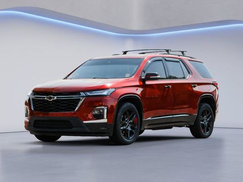 Used 2022 Chevrolet Traverse Premier w/ Redline Edition AWD/4WD image 1