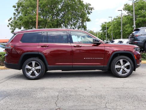 Used 2022 Jeep Grand Cherokee L Limited AWD/4WD image 21