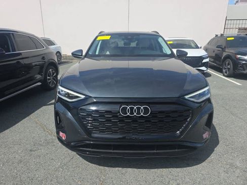 Used 2024 Audi Q8 e-tron Premium Plus w/ Premium Plus Package AWD/4WD image 2