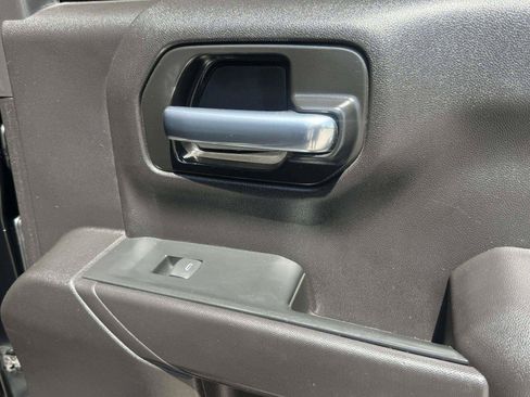 Used 2021 Chevrolet Silverado 1500 LT RWD image 43