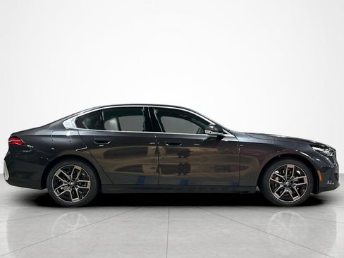 New 2027 BMW 530i xDrive w/ Premium Package AWD/4WD image 6