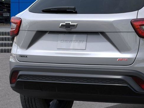 New 2026 Chevrolet Trax RS w/ Driver Confidence Package image 14