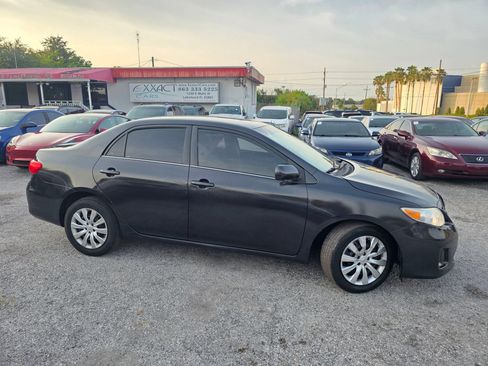 Used 2013 Toyota Corolla LE FWD image 8