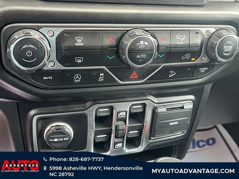 Used 2020 Jeep Wrangler Unlimited Sport AWD/4WD image 16