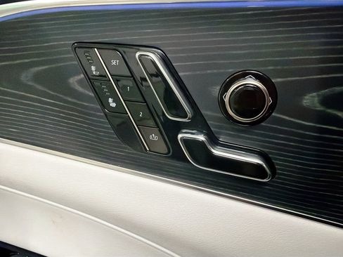 Used 2024 Cadillac Lyriq Sport RWD image 21