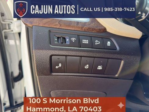 Used 2019 Hyundai Santa Fe XL w/ Cargo Package FWD image 18
