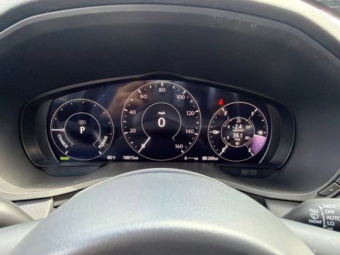 Used 2024 MAZDA CX-90 Plug-In Hybrid w/ Premium Plus AWD/4WD image 9
