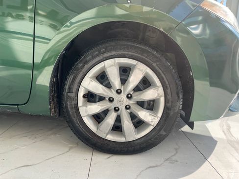 Used 2015 Toyota Corolla LE FWD image 29
