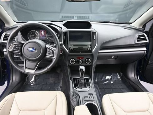 Used 2017 Subaru Impreza 2.0i Limited AWD/4WD image 10