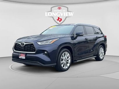 Used 2023 Toyota Highlander Limited