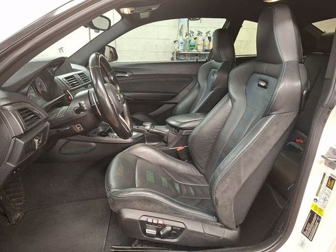 Used 2017 BMW M2 image 10