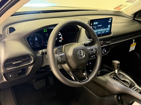New 2026 Honda HR-V LX image 15