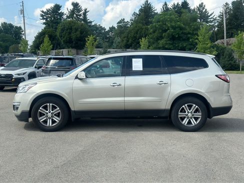 Used 2016 Chevrolet Traverse LT AWD/4WD image 4