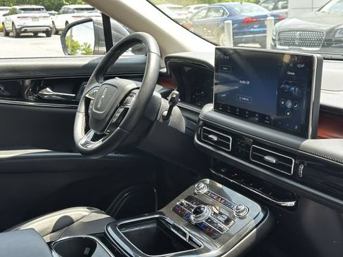 Certified 2023 Lincoln Nautilus Reserve AWD/4WD image 33