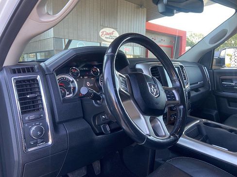 Used 2017 RAM 1500 Laramie image 23