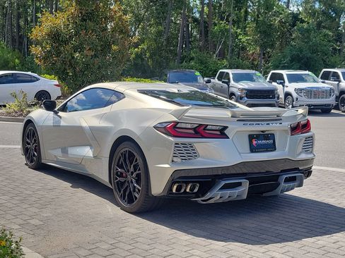 Used 2023 Chevrolet Corvette Stingray Preferred Cpe w/ Z51 Performance Package RWD image 2